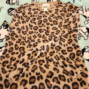 100% 2-ply cashmere sweater.